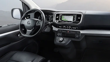 Vauxhall Vivaro Life - dash