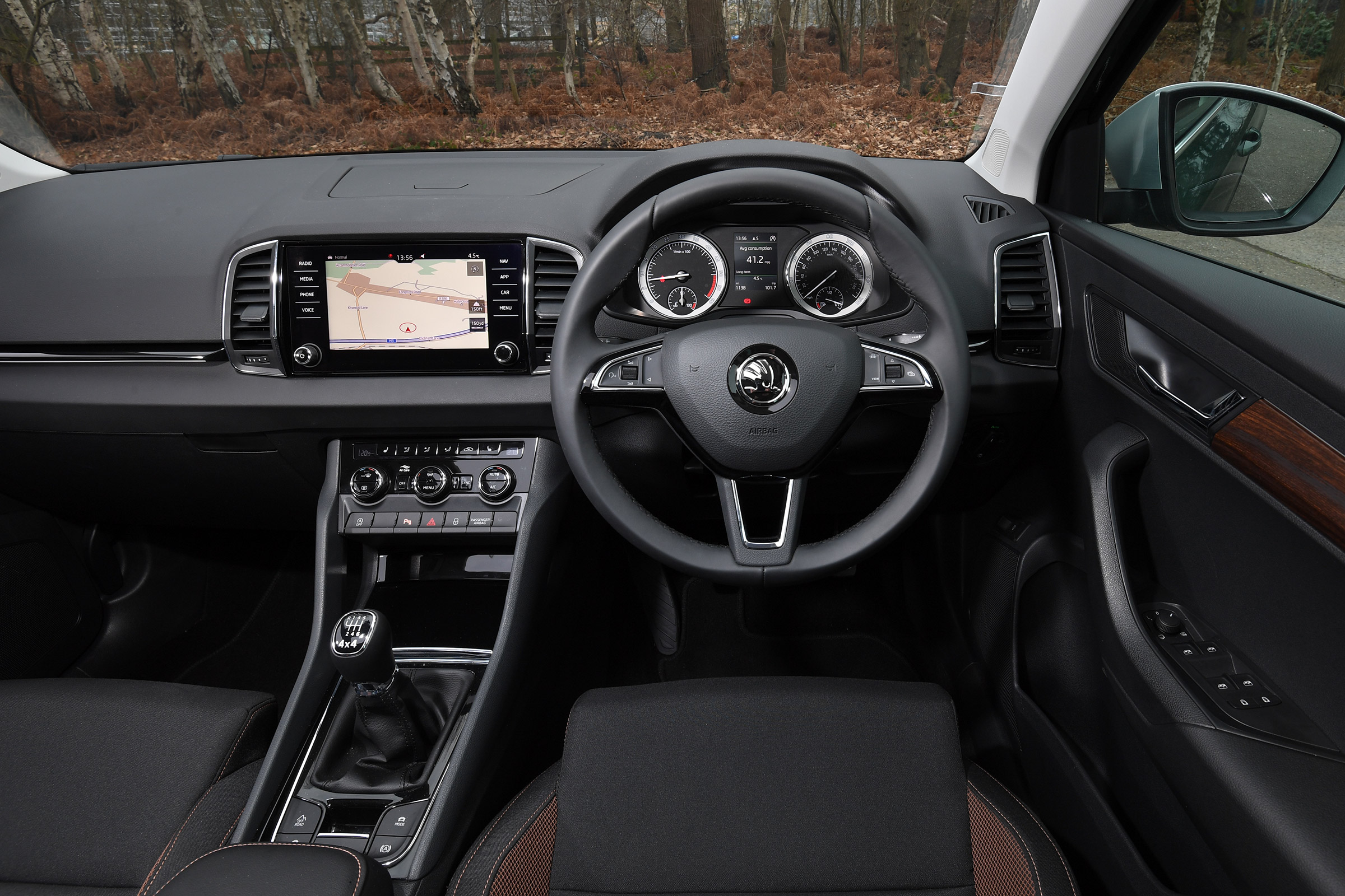 Skoda Karoq Scout - dash