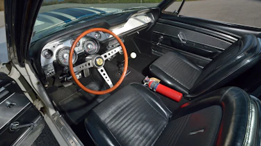 Ford Mustang Shelby GT500 Super Snake - interior