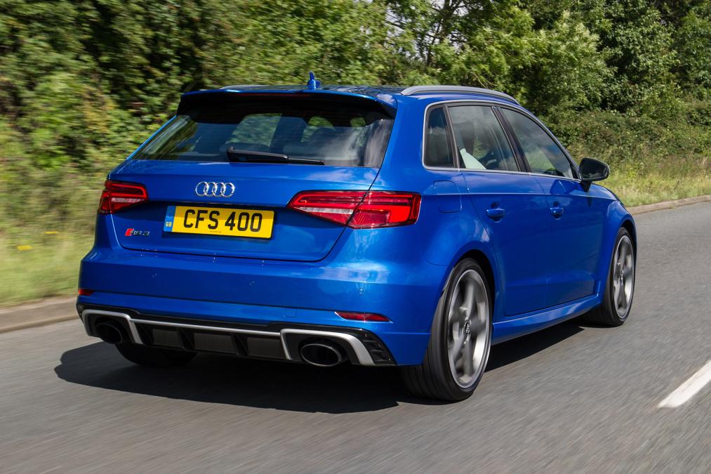 Used Audi RS 3 - rear action