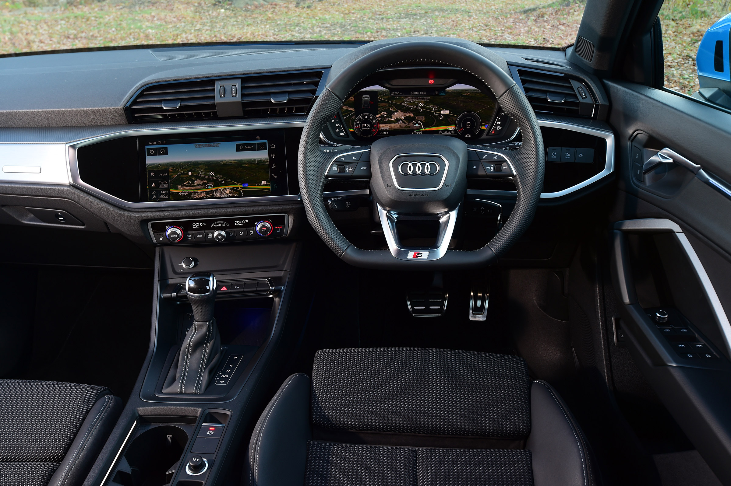 Audi Q3 - dash