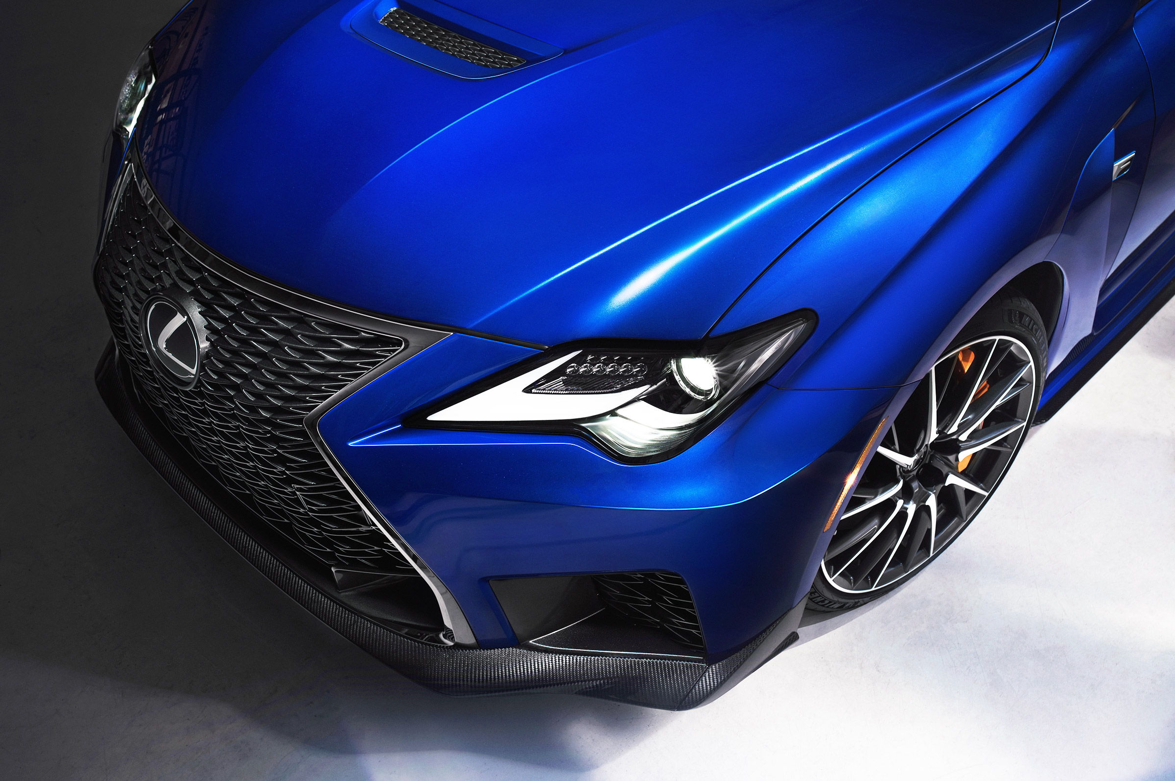 Lexus RC F - front detail