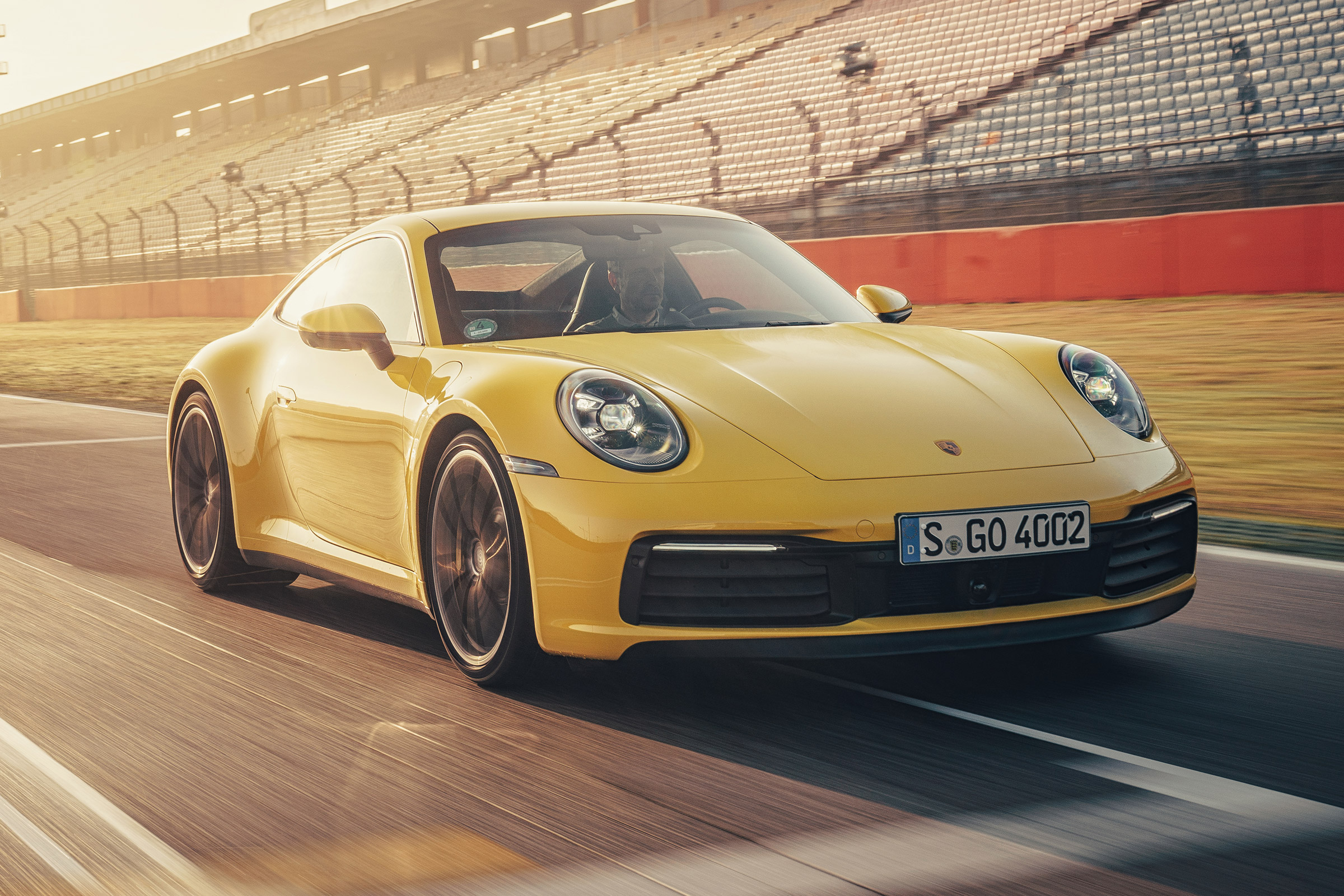 Porsche 911 - front tracking