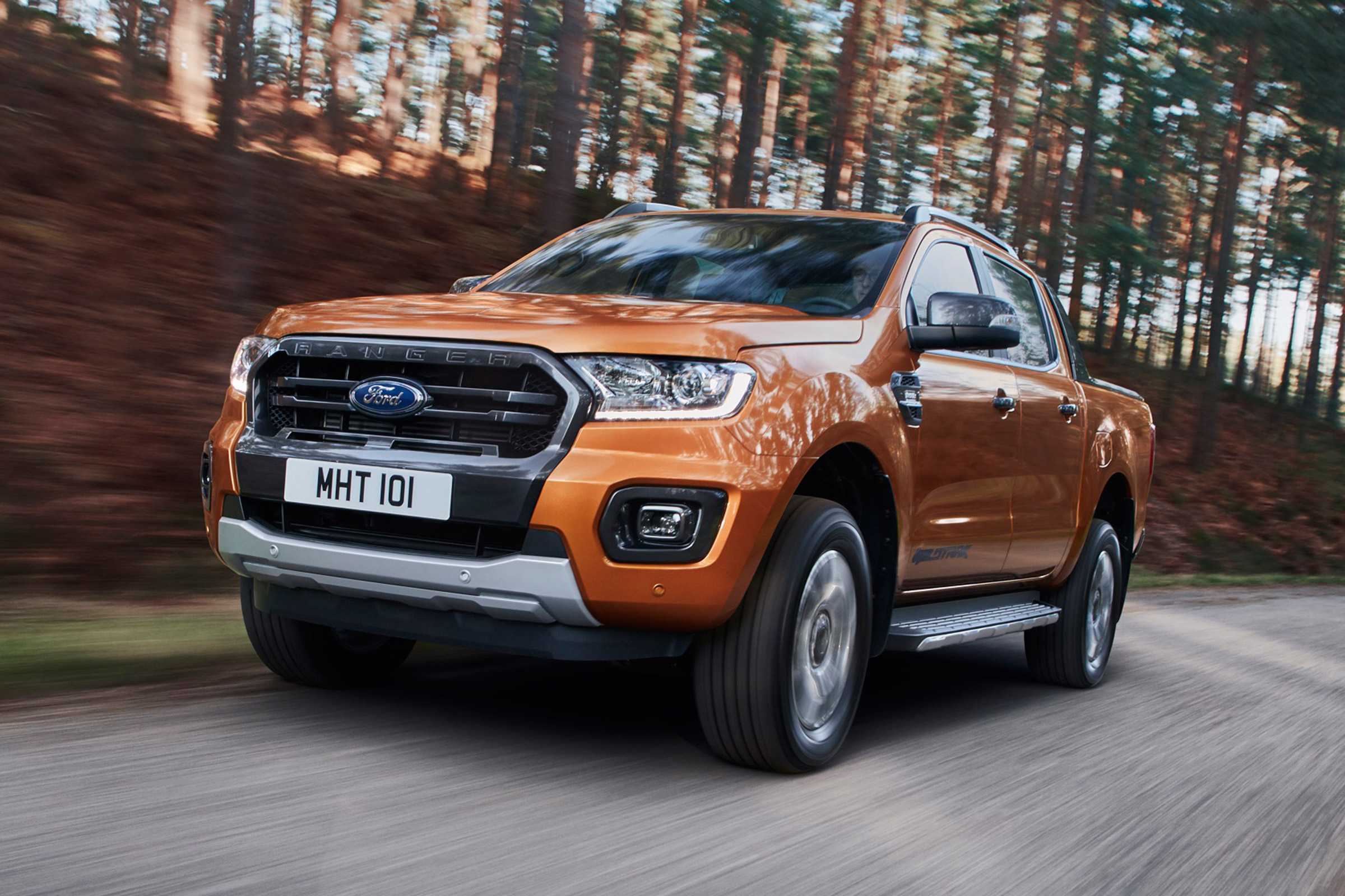 Ford Ranger Wildtrack - front action