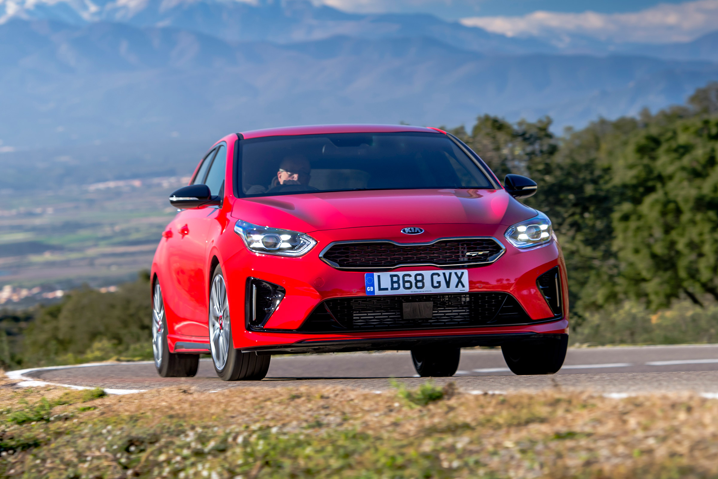 Kia Ceed GT - front action