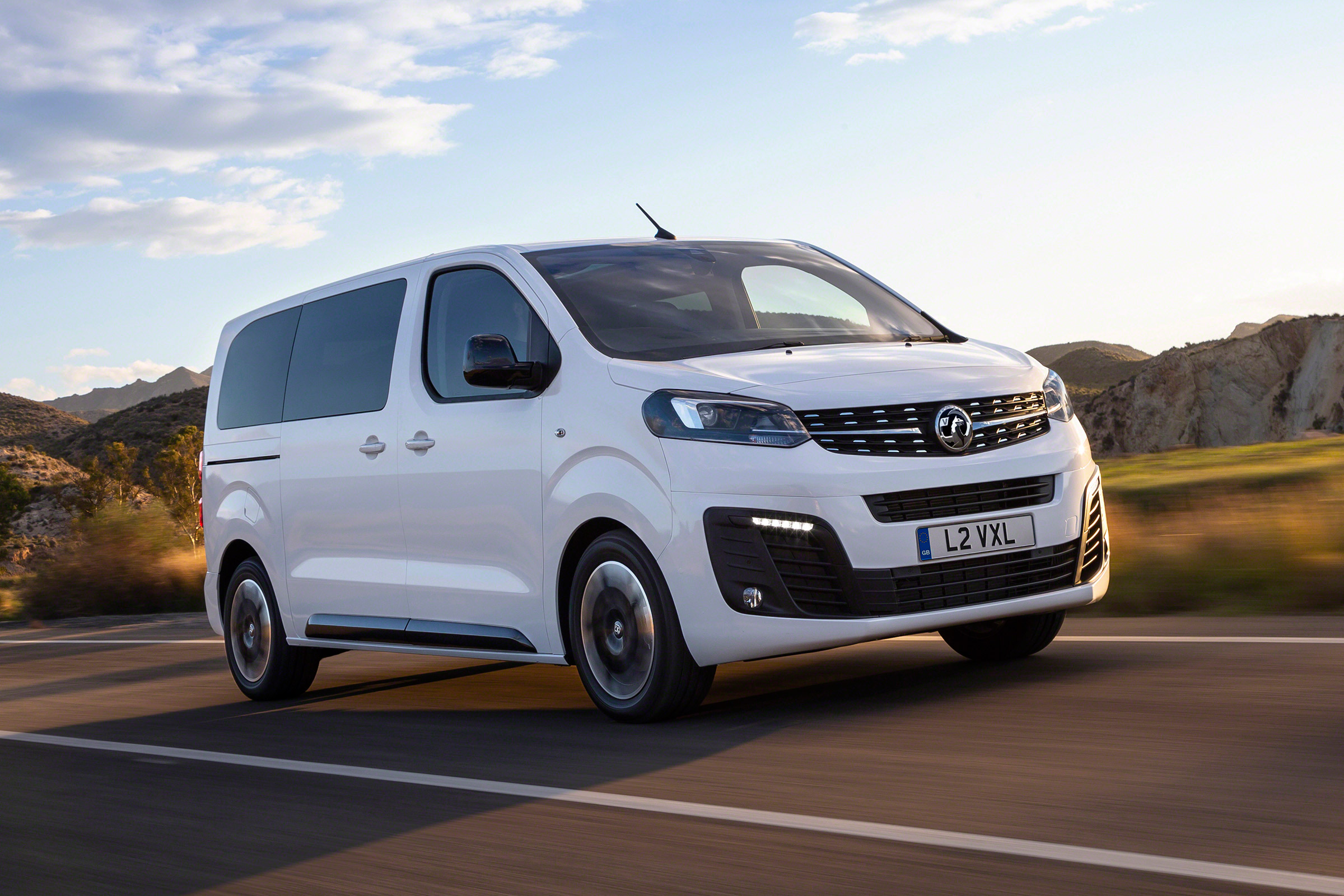 Vauxhall Vivaro Life - front tracking