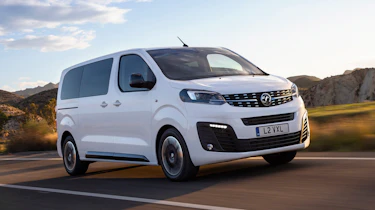 Vauxhall Vivaro Life - front tracking