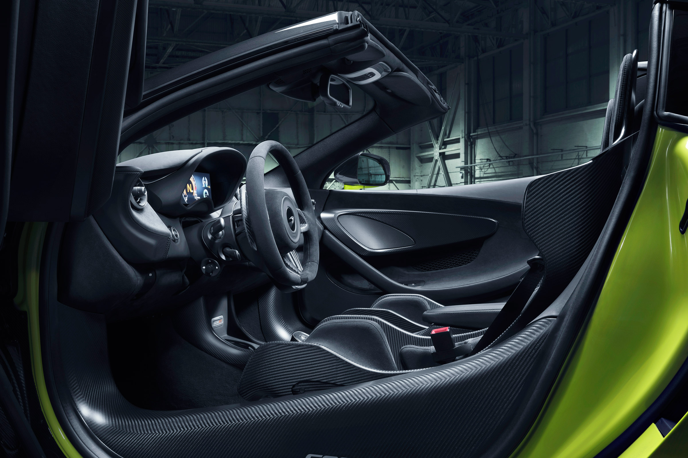 McLaren 600LT Spider - cabin