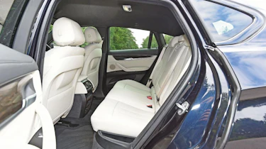 Used BMW X6 - rear seats