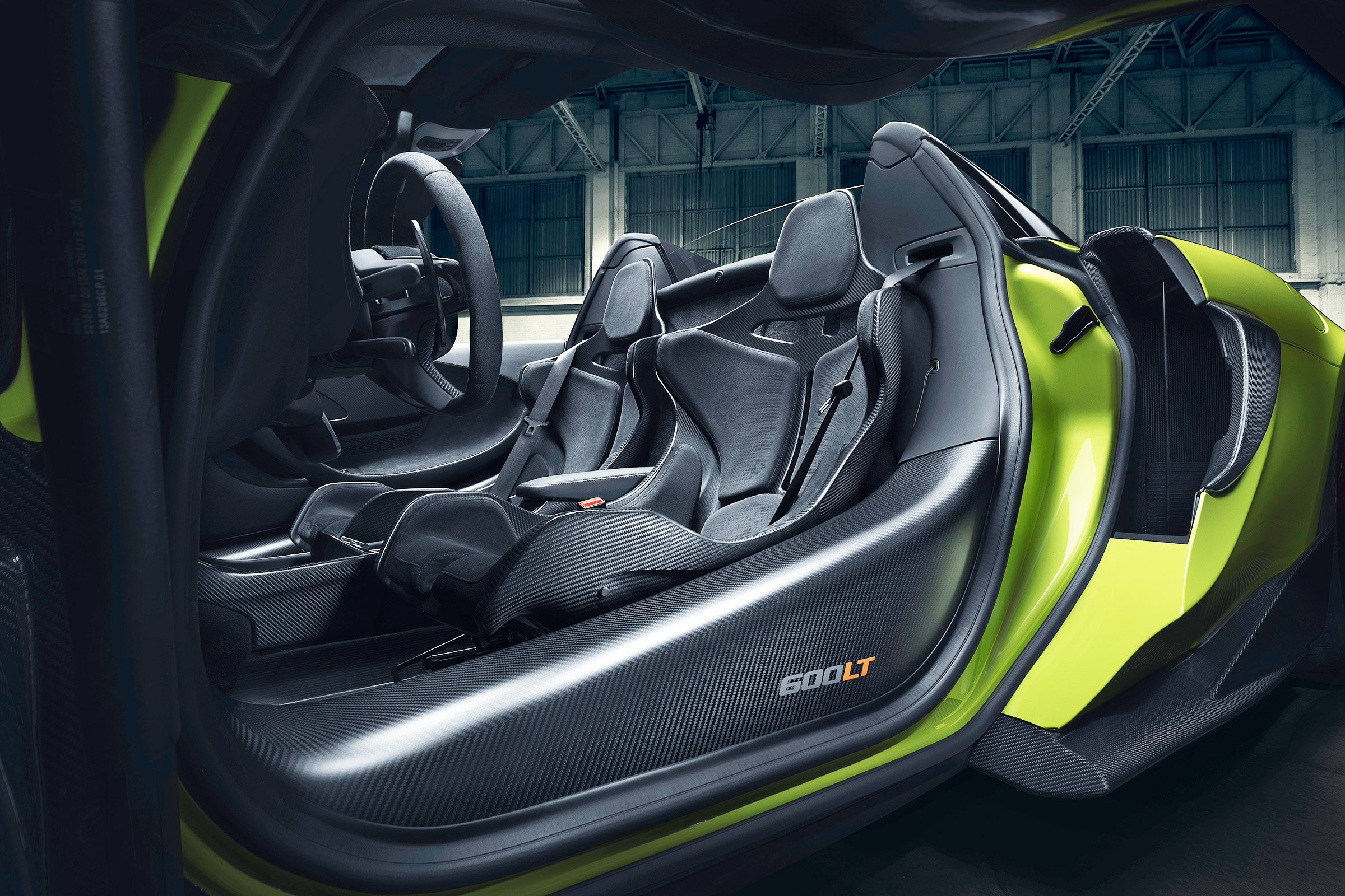 McLaren 600LT Spider - seats