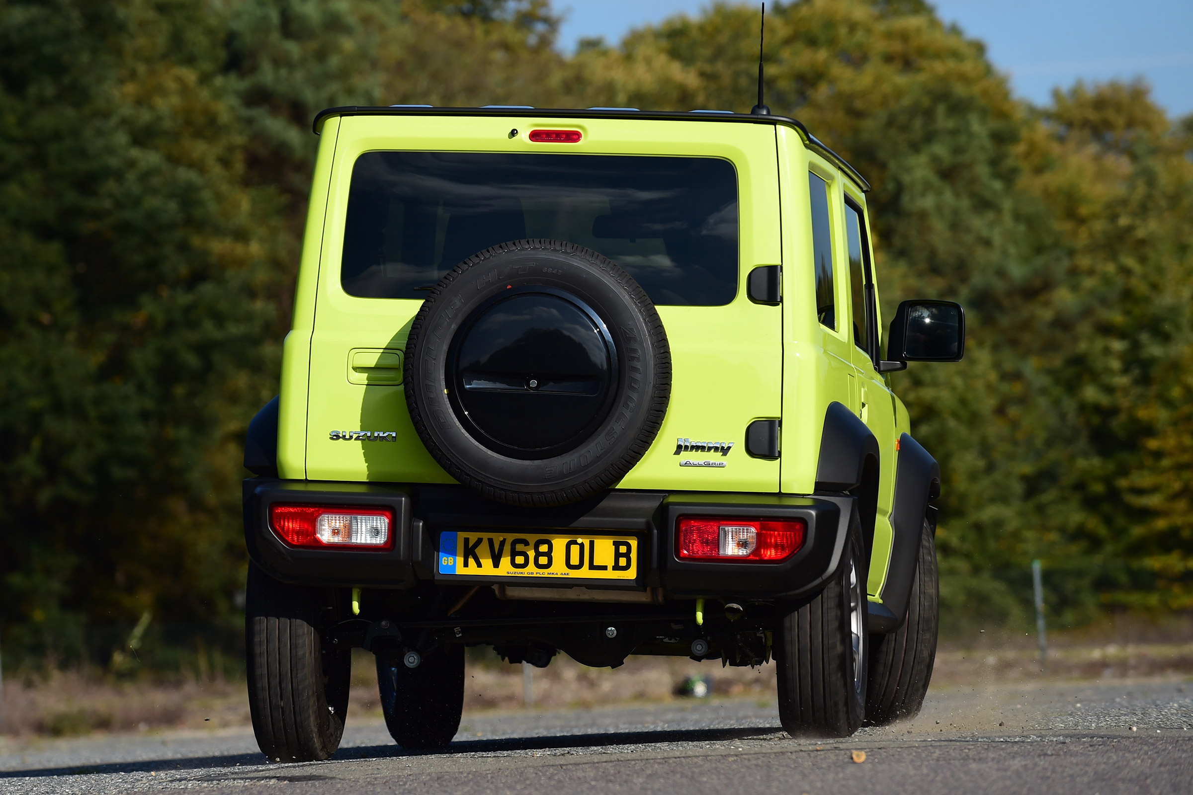Suzuki Jimny - rear action