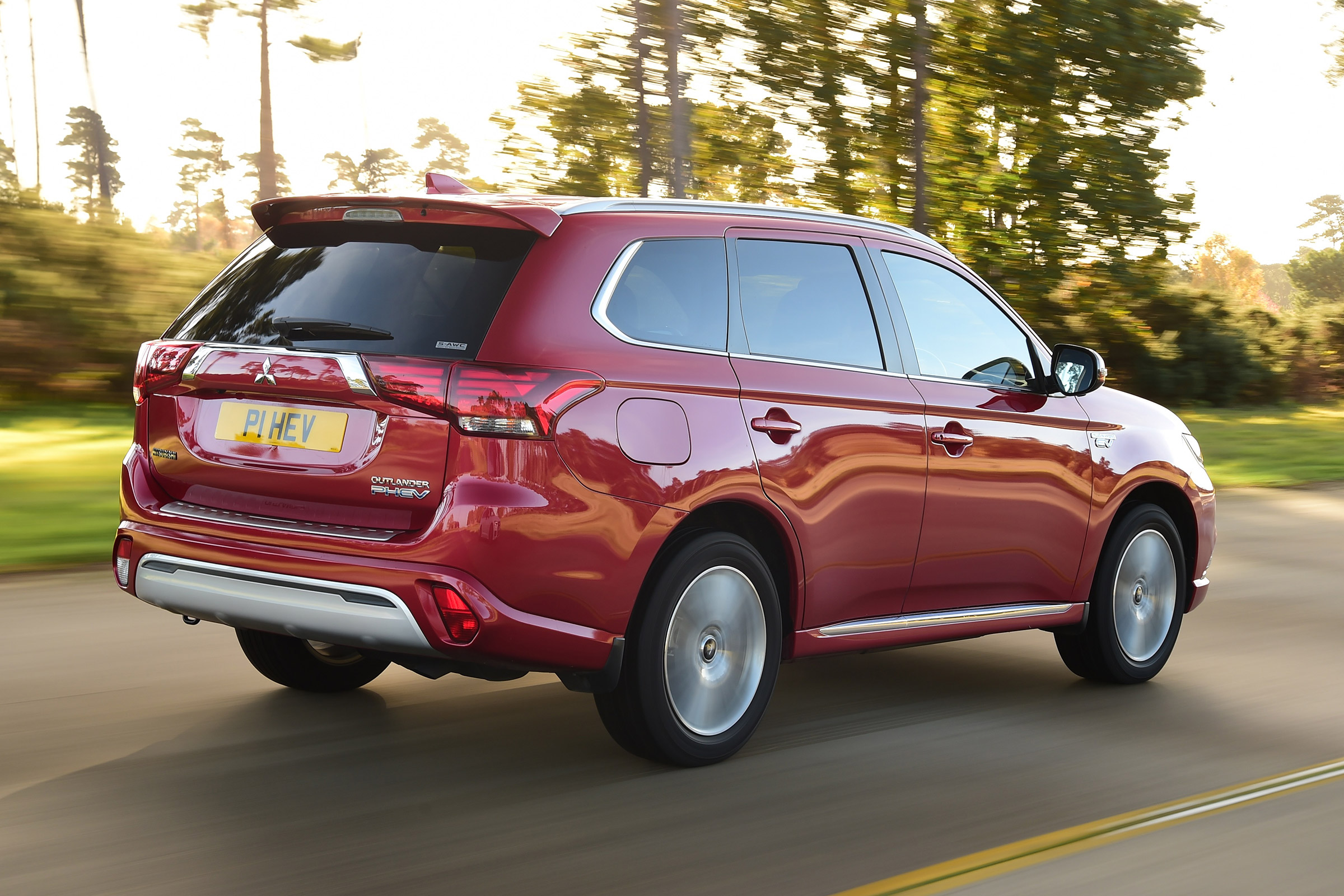 Mitsubishi Outlander PHEV - rear