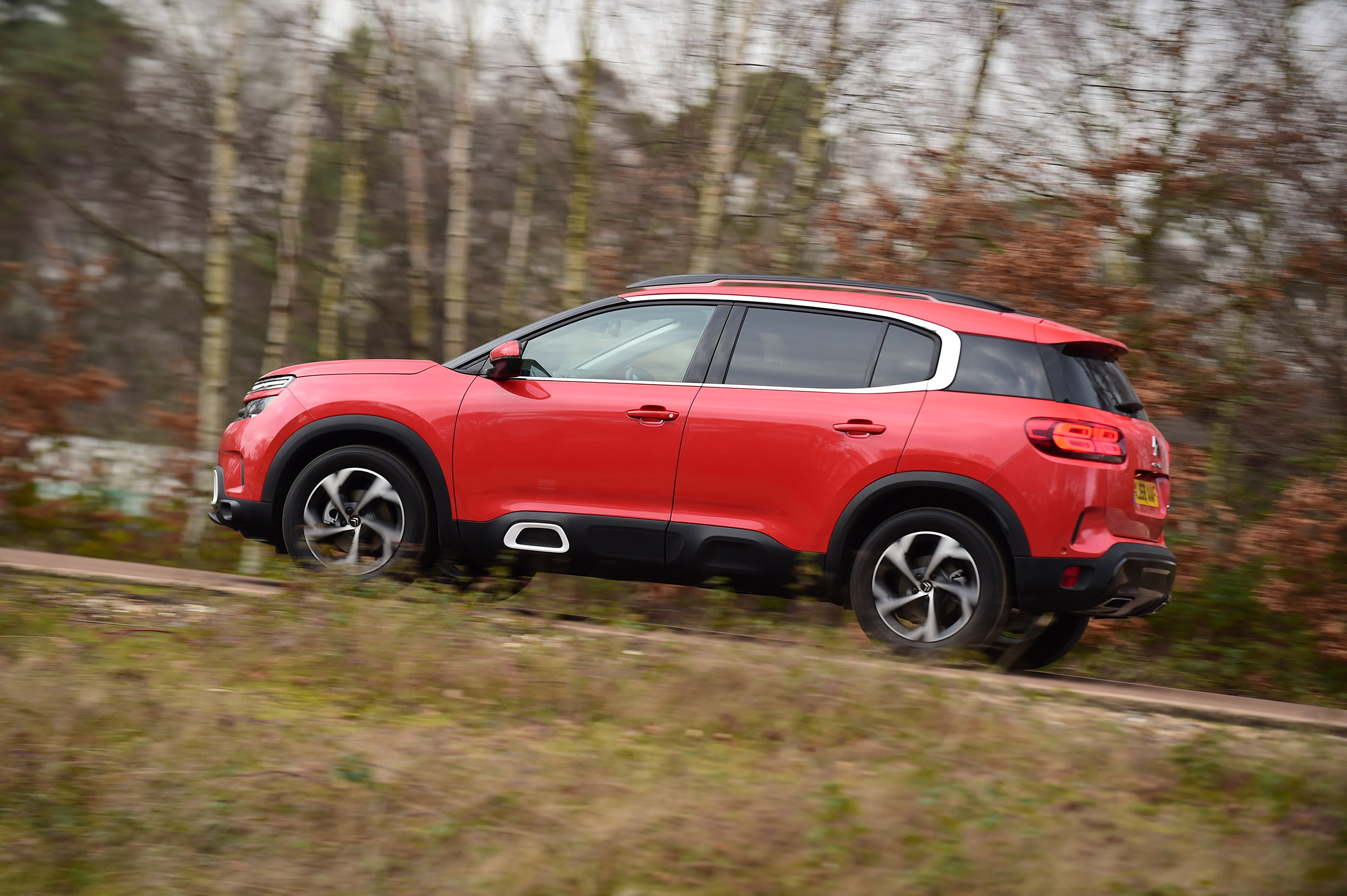 Citroen C5 Aircross - side