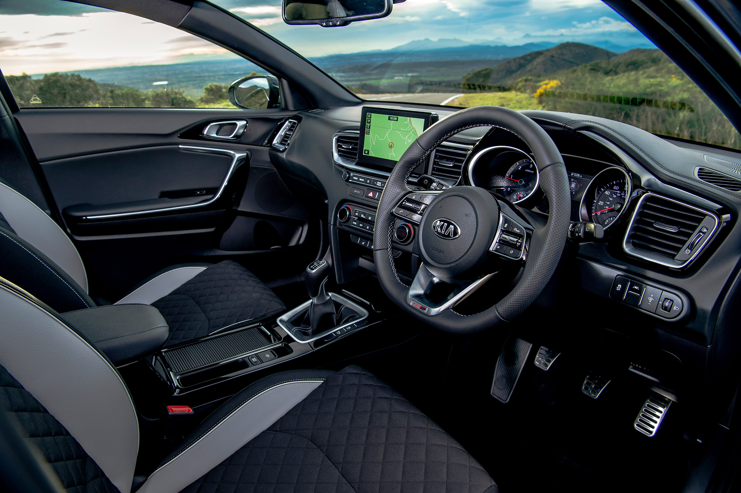 Kia Proceed - cabin