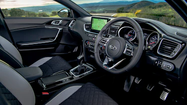 Kia Proceed - cabin