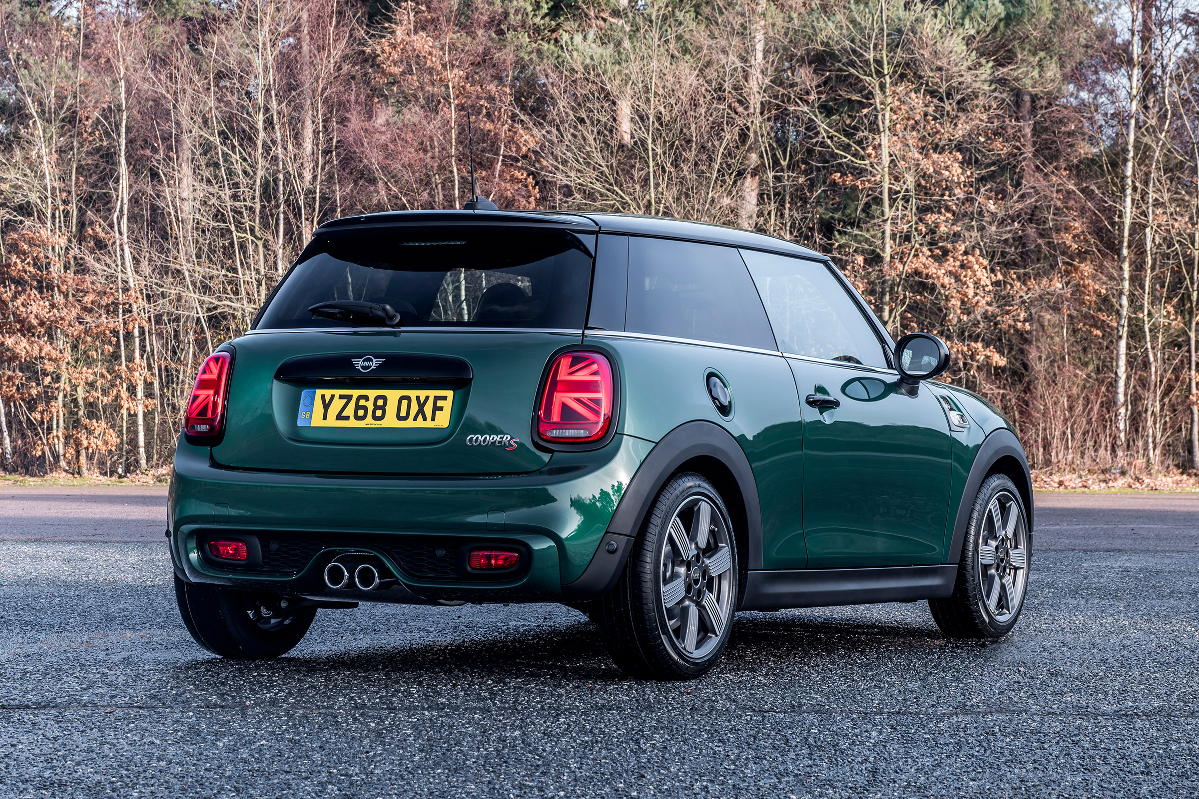 MINI Cooper S 60 Years Edition - rear static