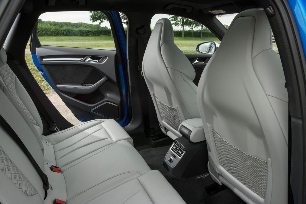 Used Audi RS 3 - rear seats