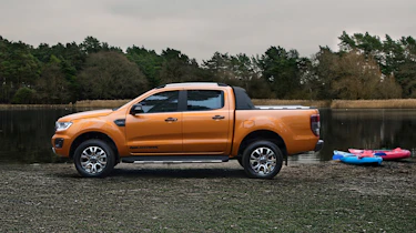 Ford Ranger Wildtrack - side
