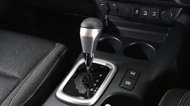 Used Toyota Hilux - transmission