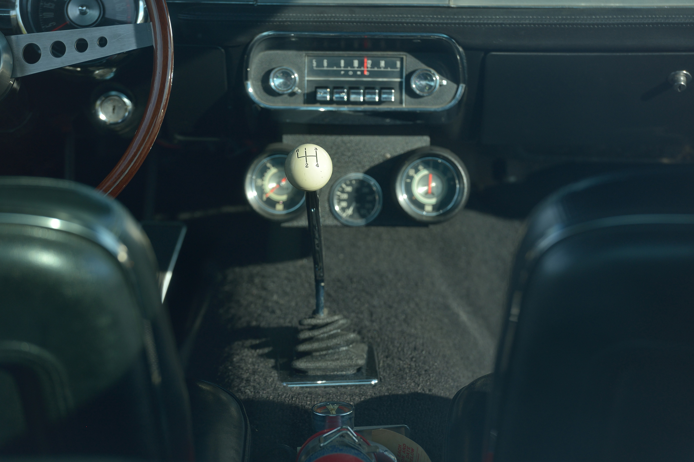 Ford Mustang Shelby GT500 Super Snake - gearstick