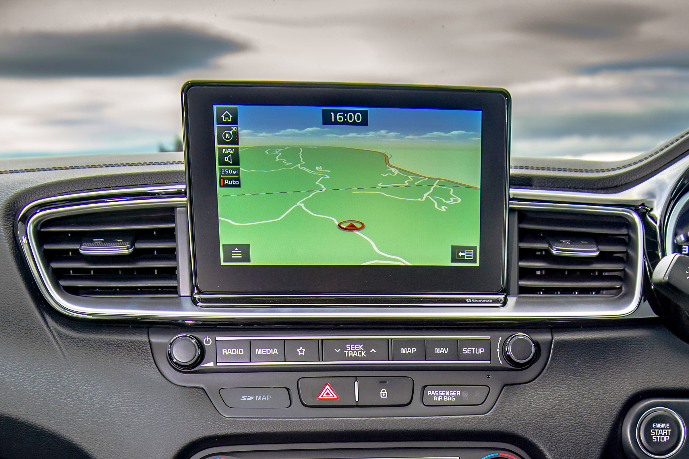 Kia Ceed GT - sat-nav