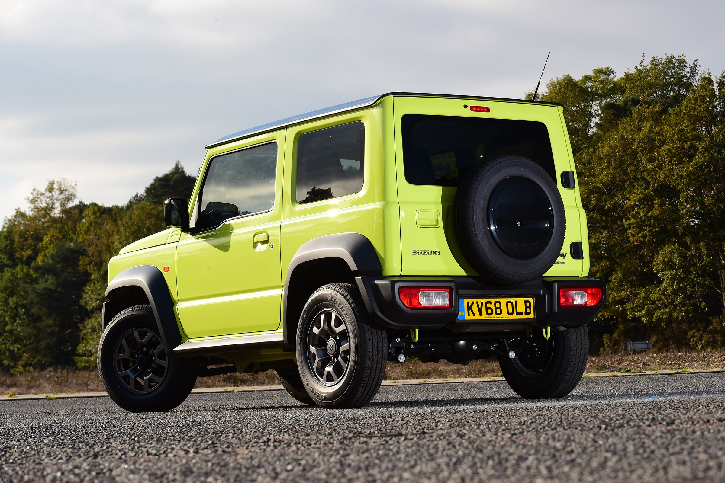 Suzuki Jimny - rear static