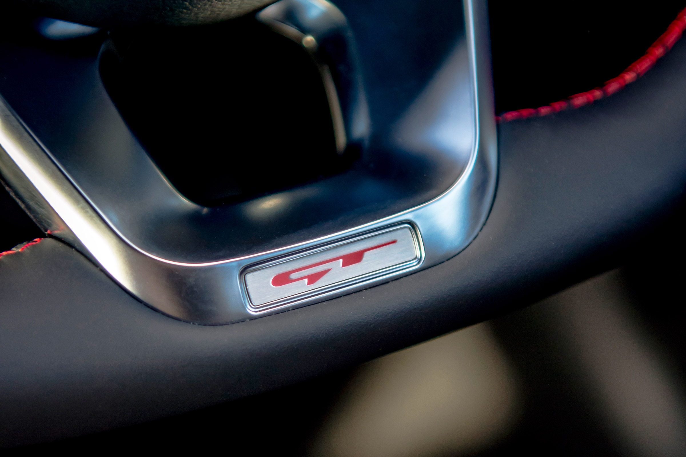 Kia Ceed GT - steering wheel detail