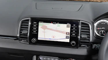 Skoda Karoq Scout - sat-nav