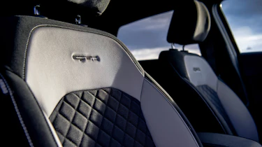 Kia Proceed - seat detal