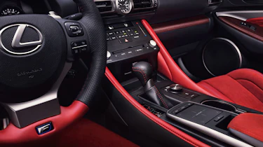 Lexus RC F Track Edition - interior detail