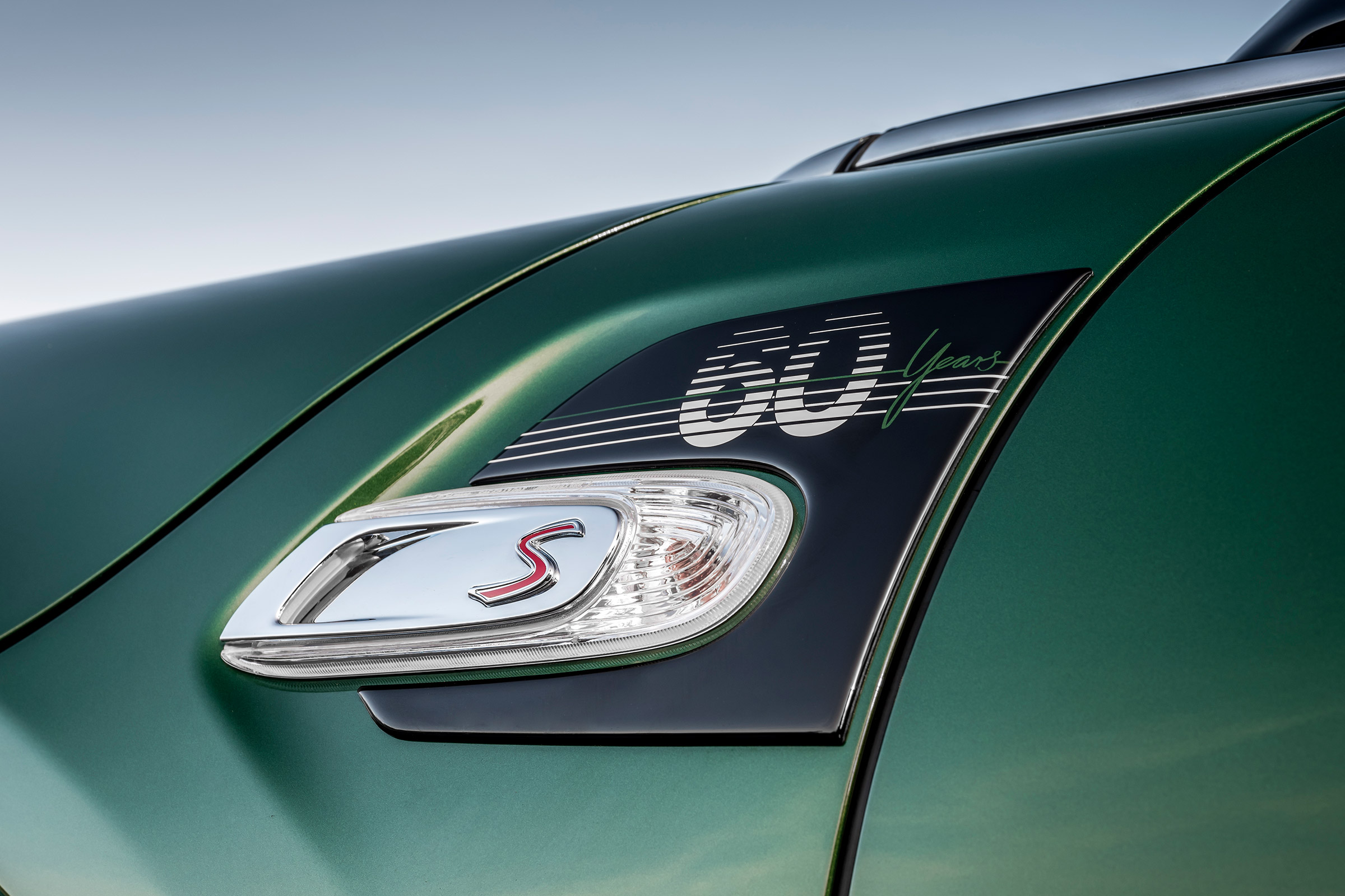 MINI Cooper S 60 Years Edition - side detail