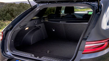 Kia Proceed - boot side