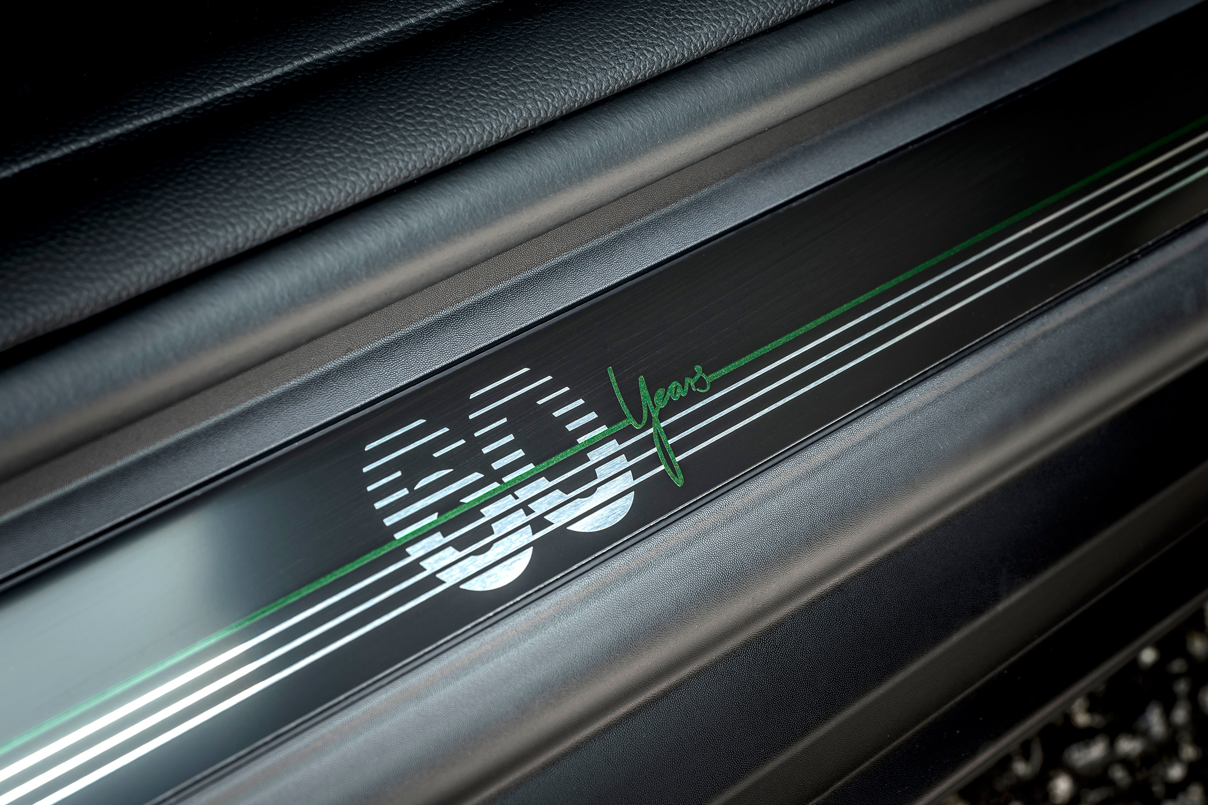 MINI Cooper S 60 Years Edition - sill