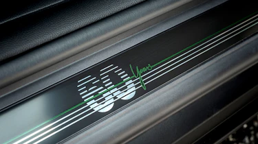 MINI Cooper S 60 Years Edition - sill