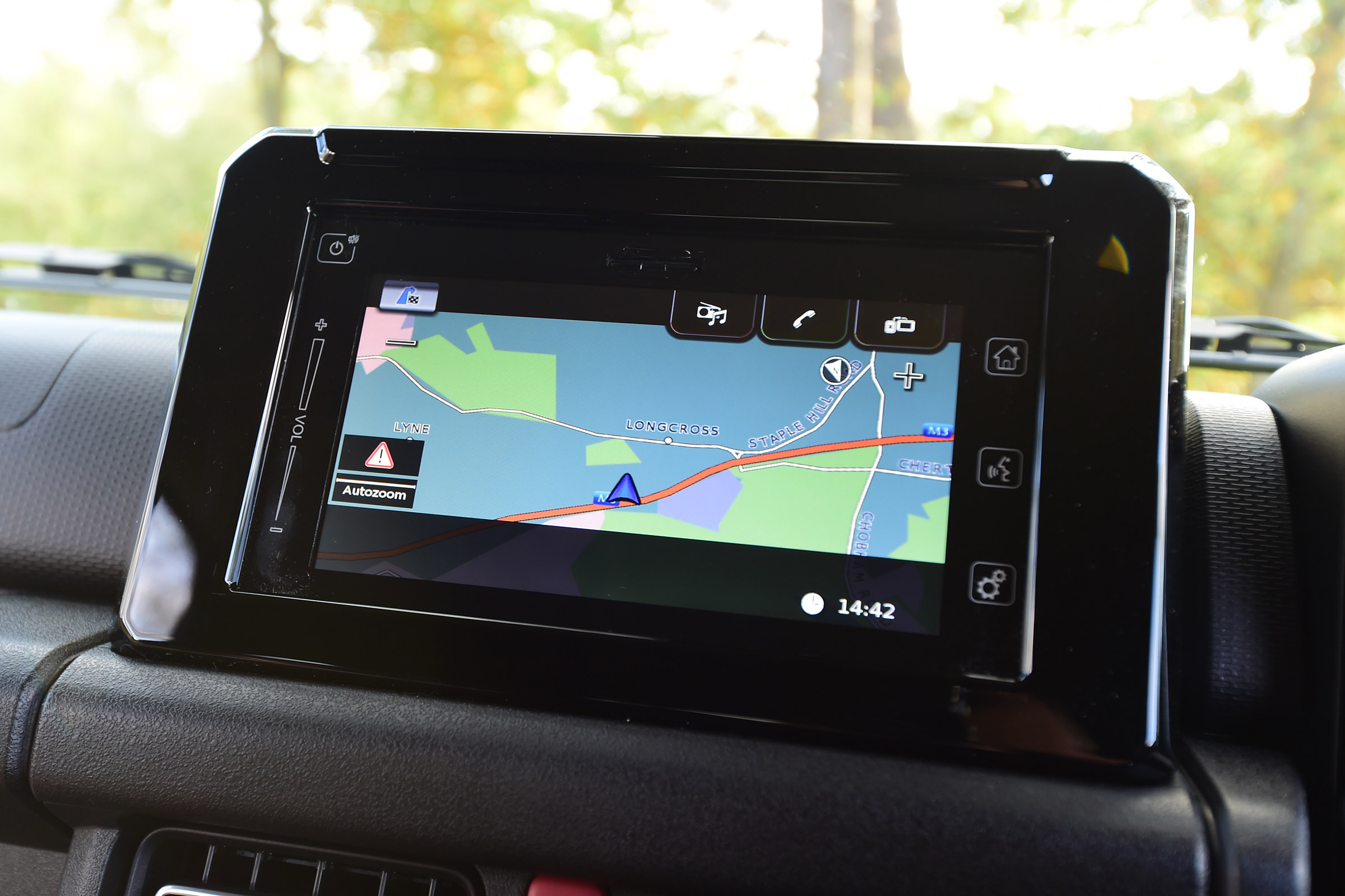 Suzuki Jimny - sat-nav