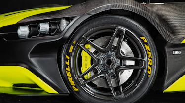 vuhl 05rr alloy wheel