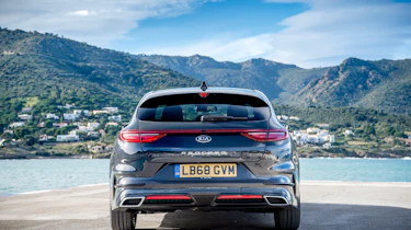 Kia Proceed - full rear