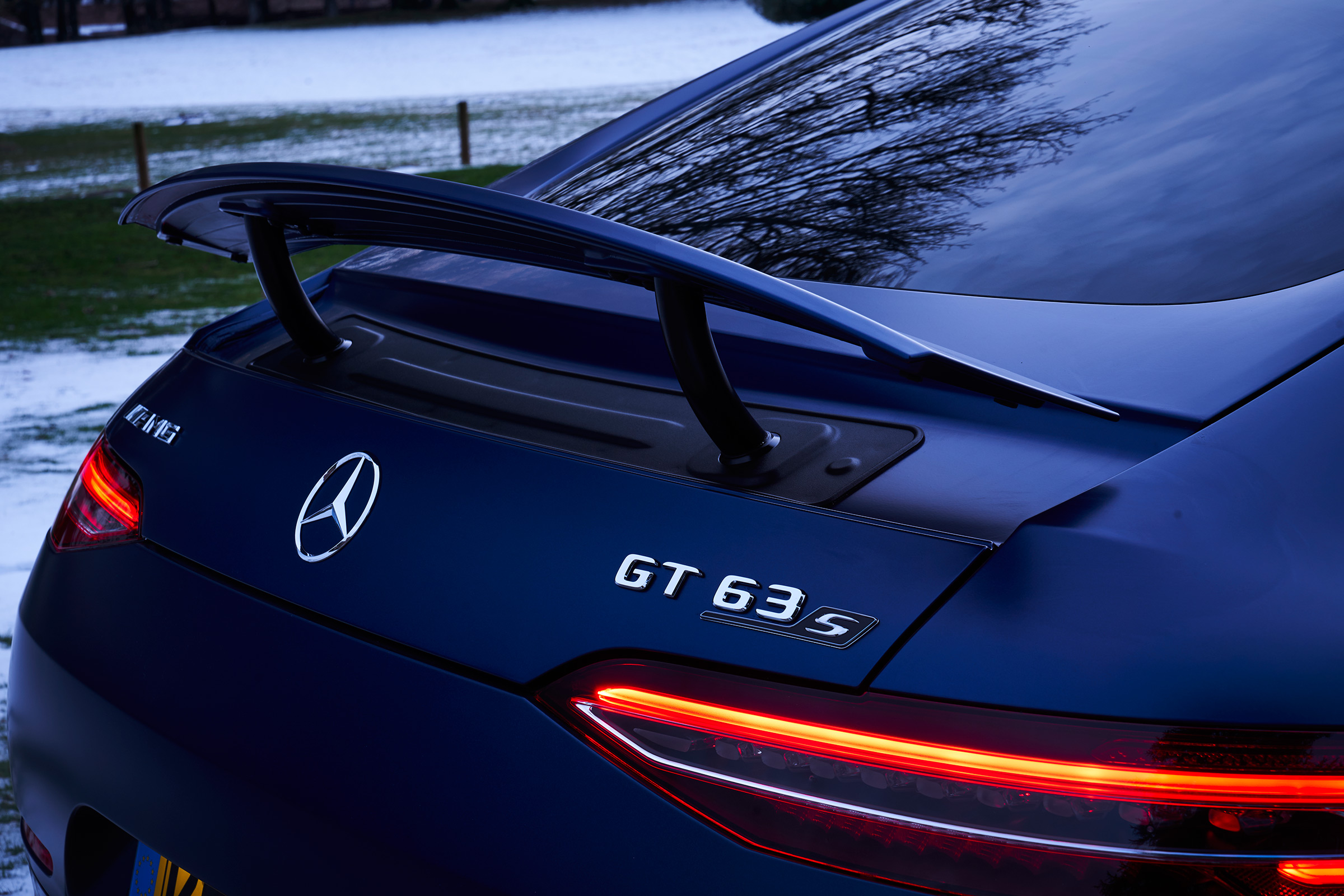 mercedes-amg gt 4-door rear wing