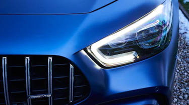 mercedes-amg gt 4-door headlight