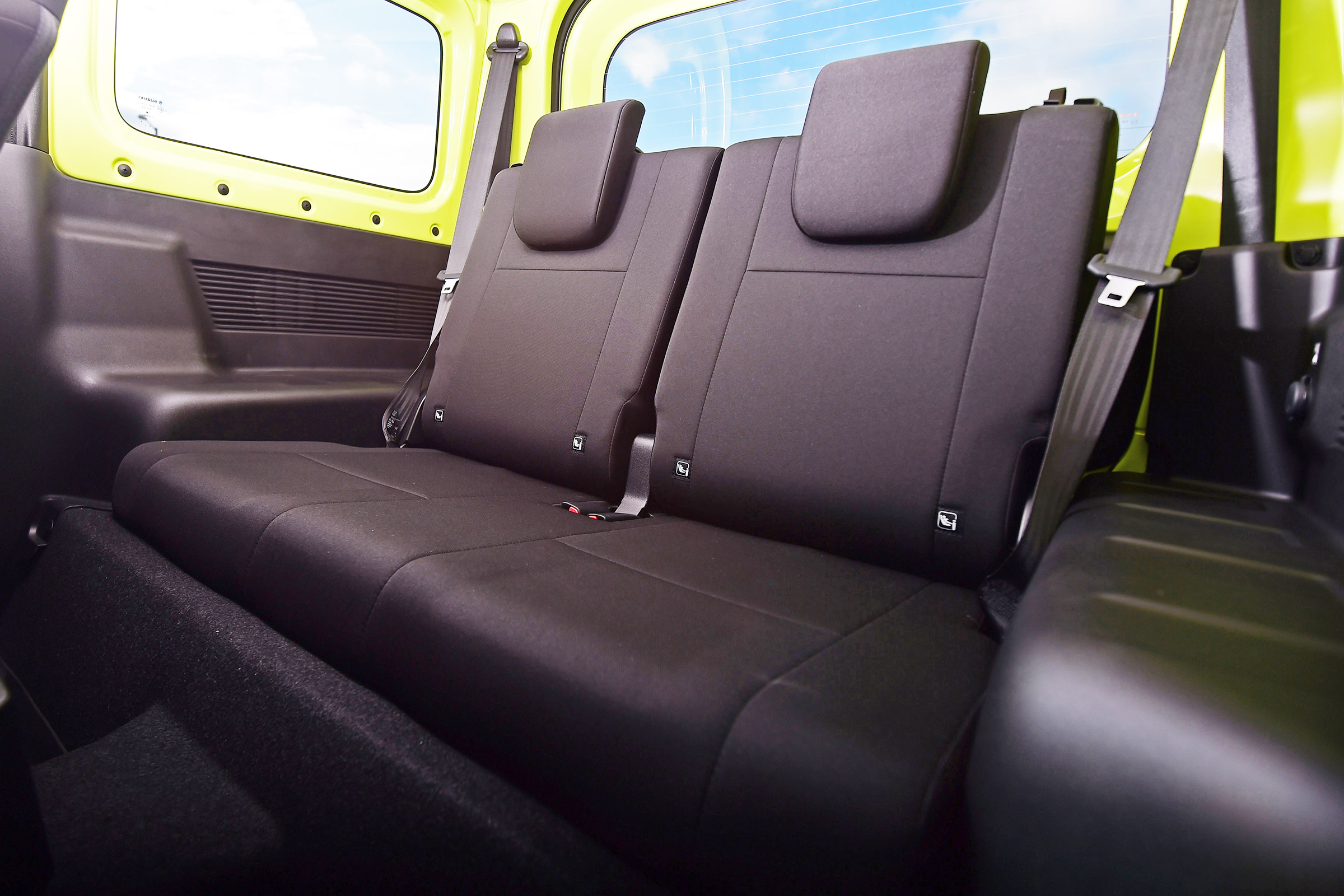 Suzuki Jimny - rear seats