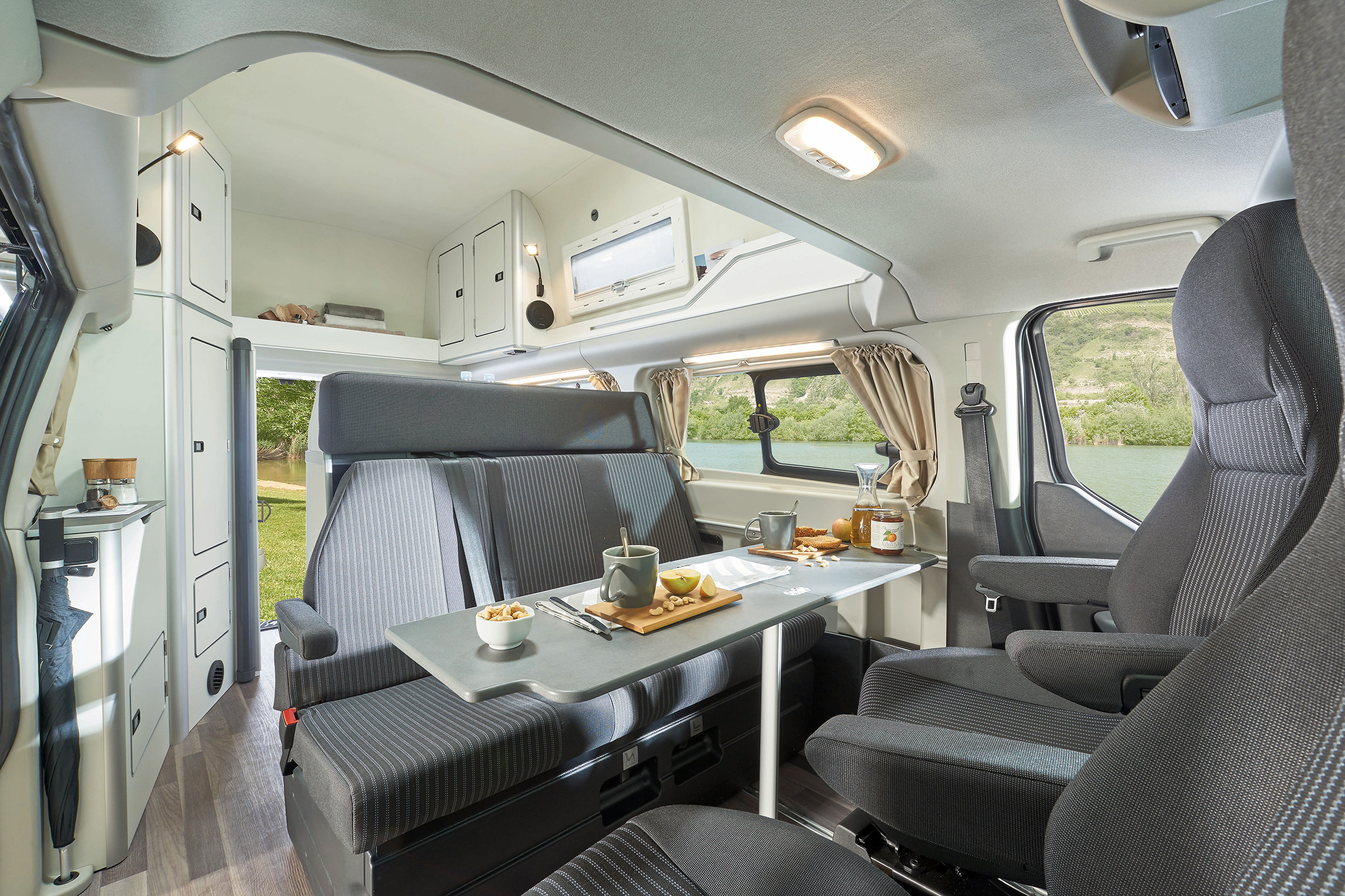 Ford Transit Custom Nugget - interior