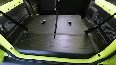 Suzuki Jimny - boot seats down