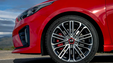 Kia Ceed GT - wheel