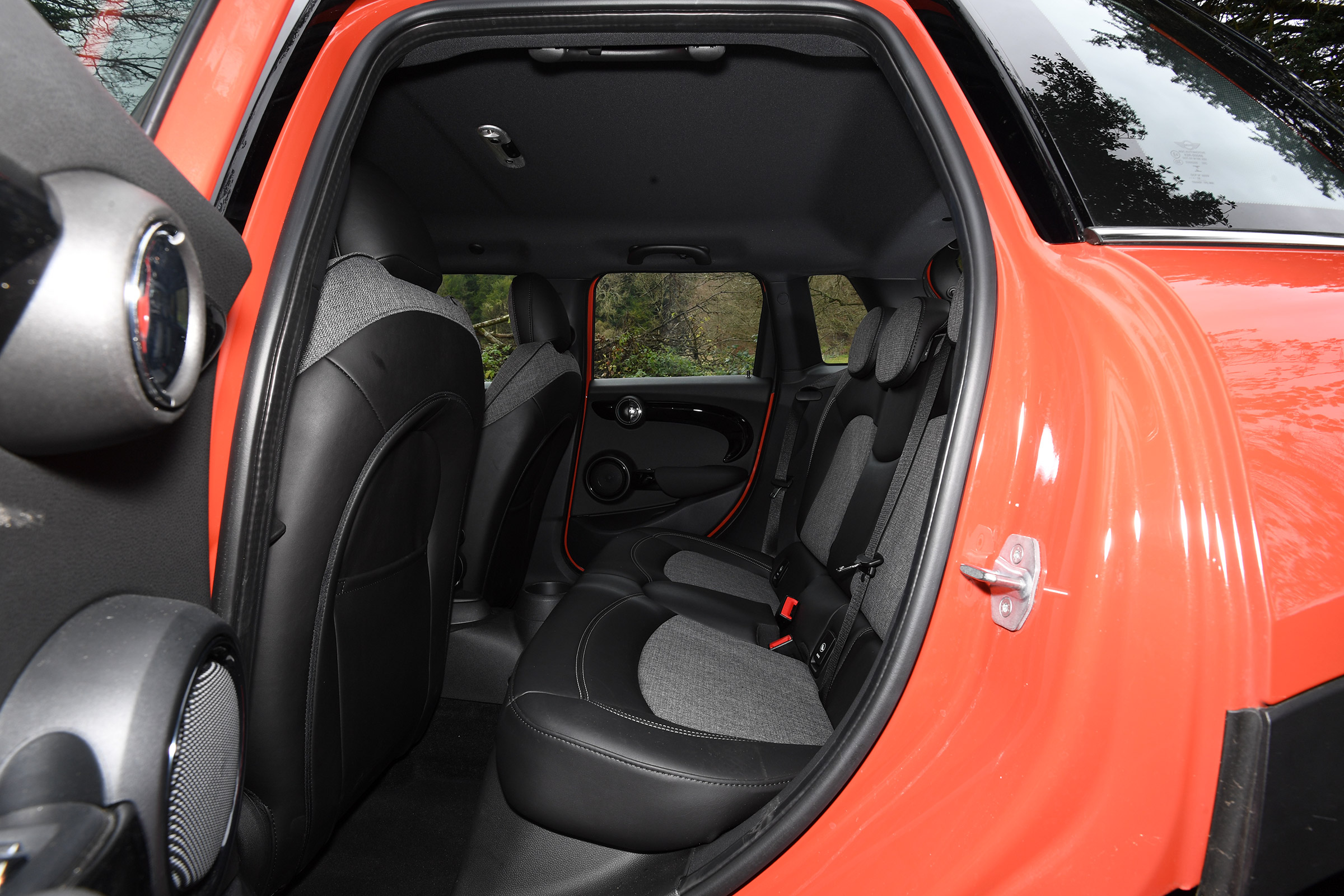 MINI - rear seats