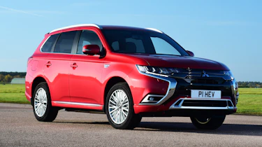 Mitsubishi Outlander PHEV - front static