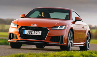 Audi TT Coupe - front tracking