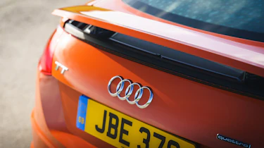 Audi TT Coupe - spoiler