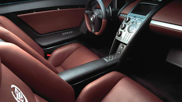 Cadillac Cien - interior