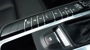 Porsche Macan -buttons