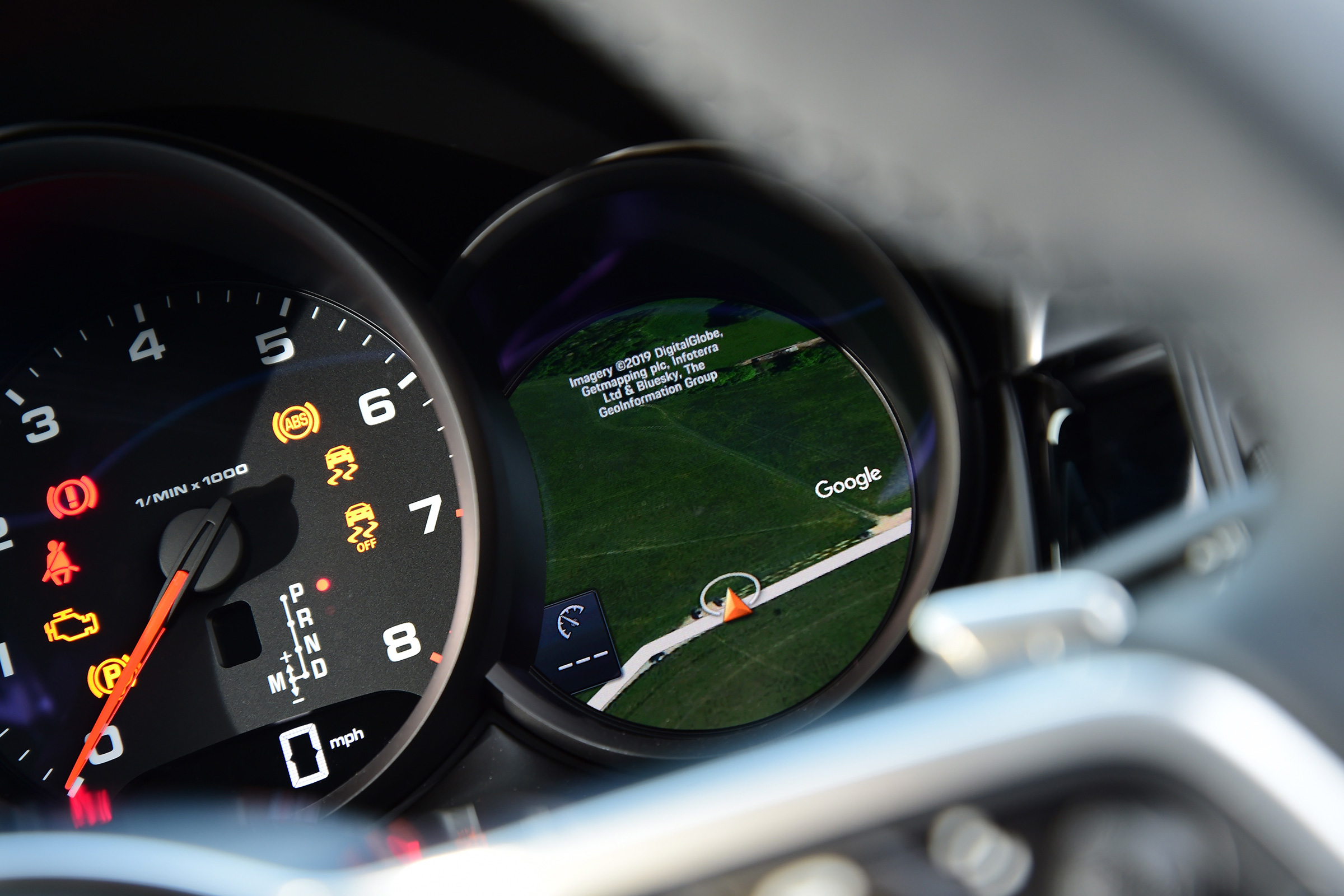 Porsche Macan - navigation dial